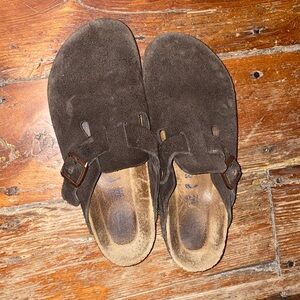 BIRKENSTOCK CLOGS